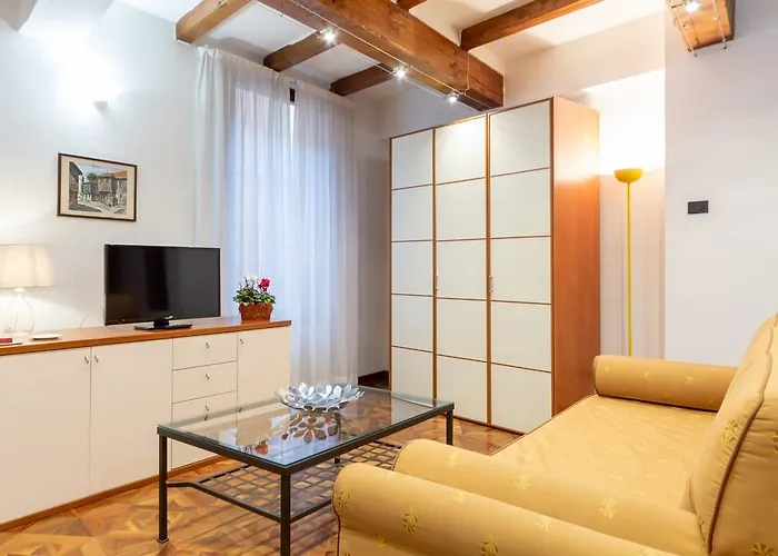 Bolognaroomscom - Falegnami Boutique Appartement