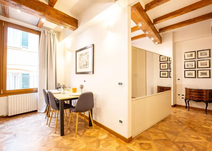 Bolognaroomscom - Falegnami Boutique * Bologne