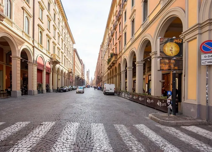 Bolognaroomscom - Falegnami Boutique * Bologne