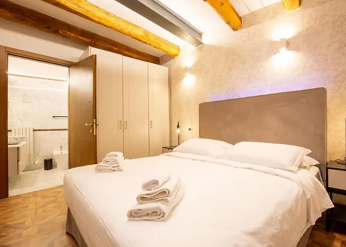 Bolognaroomscom - Falegnami Boutique Appartement