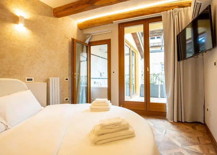 Bolognaroomscom - Falegnami Boutique