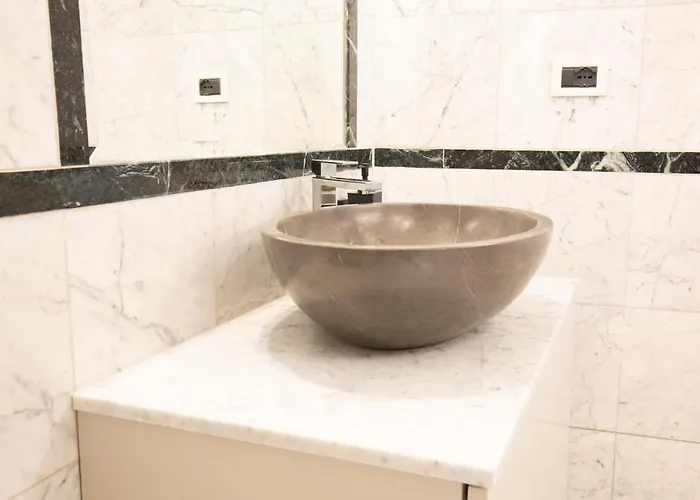 Bolognaroomscom - Falegnami Boutique Appartement Bologne