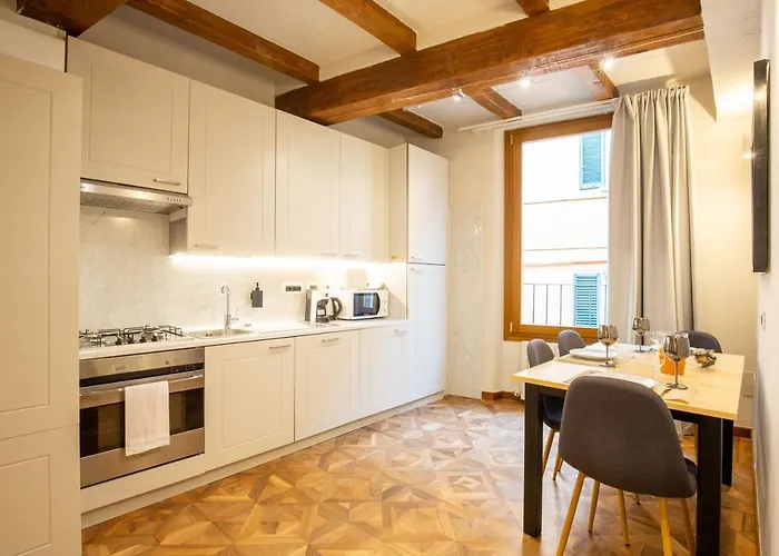 Bolognaroomscom - Falegnami Boutique Bologne