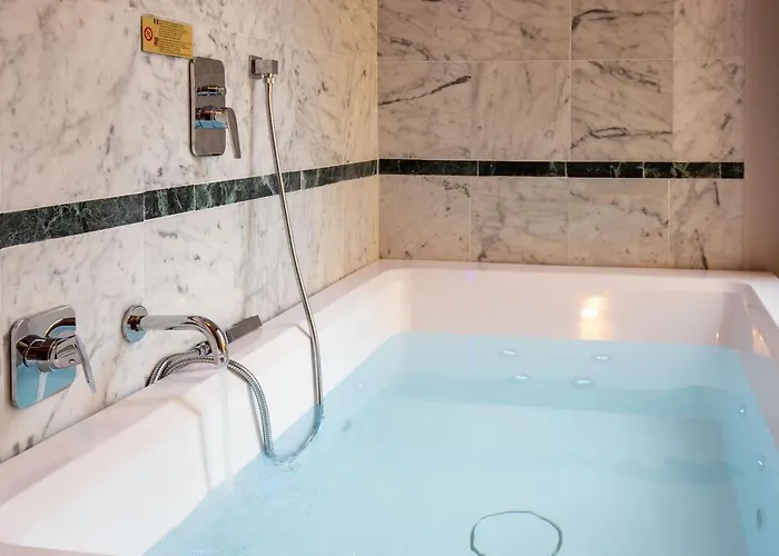 Appartement Bolognaroomscom - Falegnami Boutique *