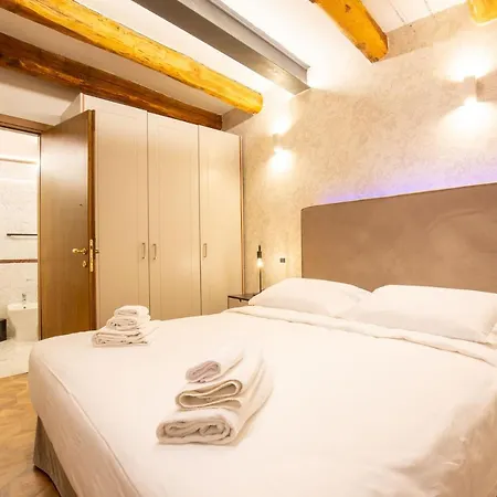Falegnami Boutique Suites - Bolognarooms Apartment