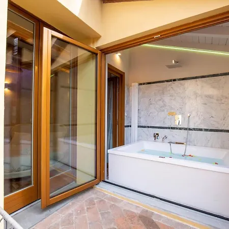 Appartement Bolognaroomscom - Falegnami Boutique