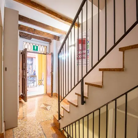 Falegnami Boutique Suites - Bolognarooms Apartment