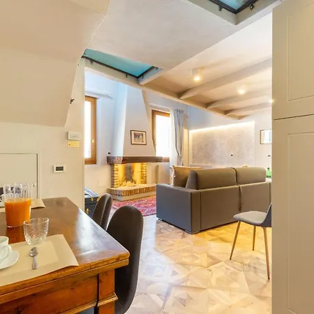 Bolognaroomscom - Falegnami Boutique * Bologna