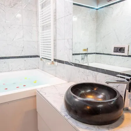 아파트 Bolognaroomscom - Falegnami Boutique 볼로냐