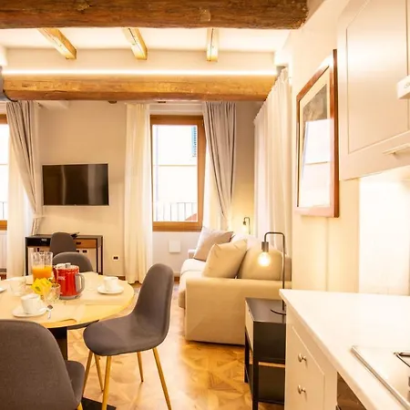 Falegnami Boutique Suites - Bolognarooms Apartment