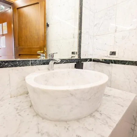 Bolognaroomscom - Falegnami Boutique Daire *