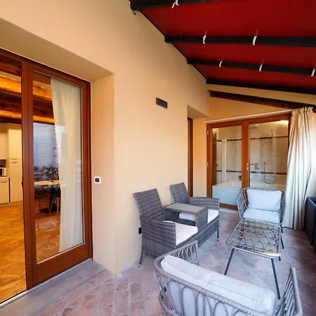 Falegnami Boutique Suites - Bolognarooms Apartment *