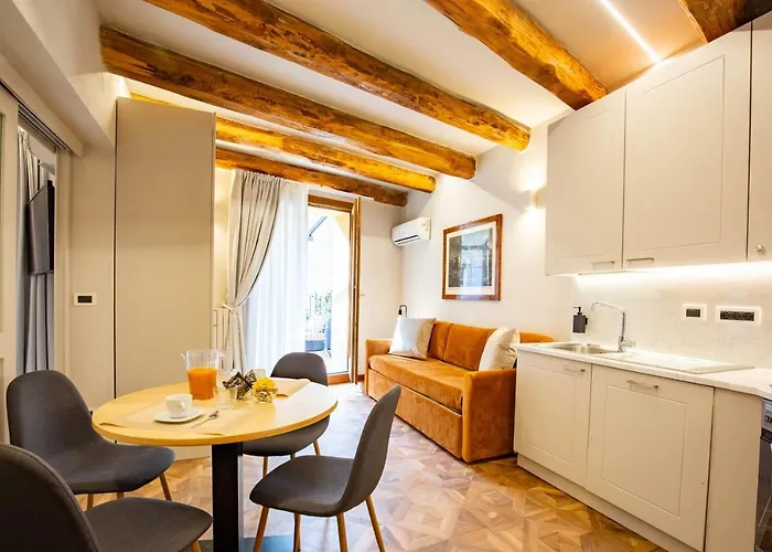 Bolognaroomscom - Falegnami Boutique *