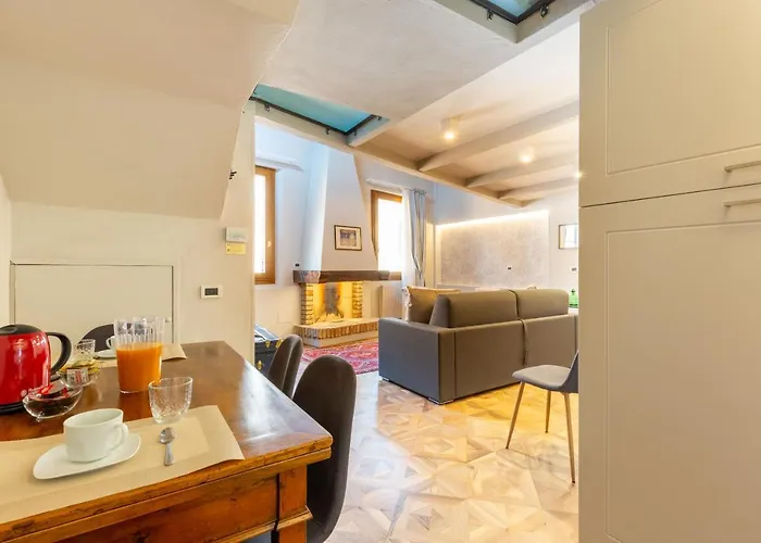 Bolognaroomscom - Falegnami Boutique * Bologna