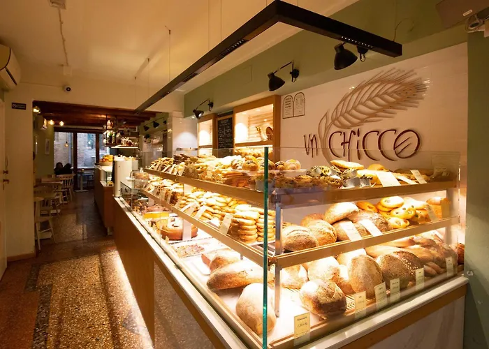 Bolognaroomscom - Falegnami Boutique Lejlighed