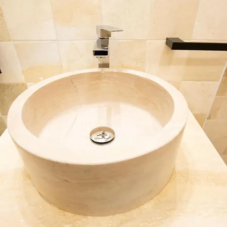 Bolognaroomscom - Falegnami Boutique Apartment