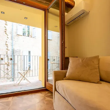 Bolognaroomscom - Falegnami Boutique * Bologna