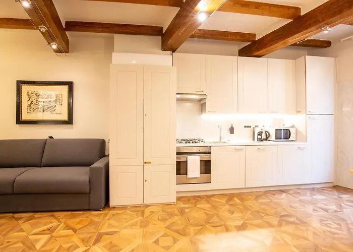 Bolognaroomscom - Falegnami Boutique * Μπολόνια