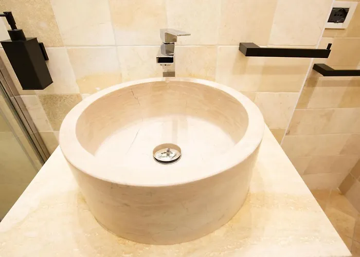 Bolognaroomscom - Falegnami Boutique Apartment