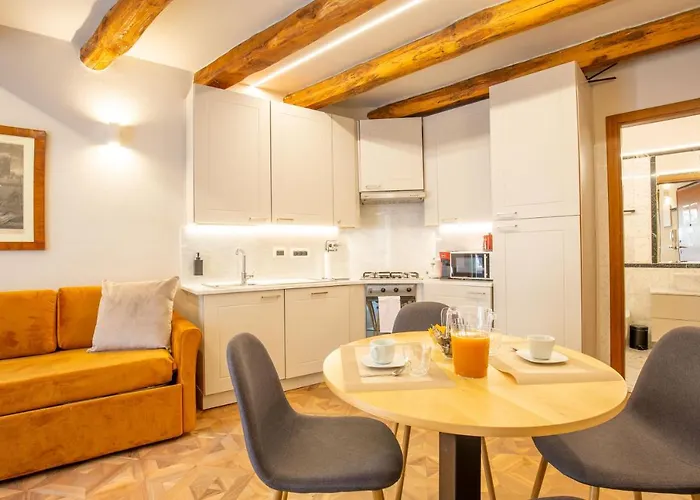 Bolognaroomscom - Falegnami Boutique Apartment Bologna