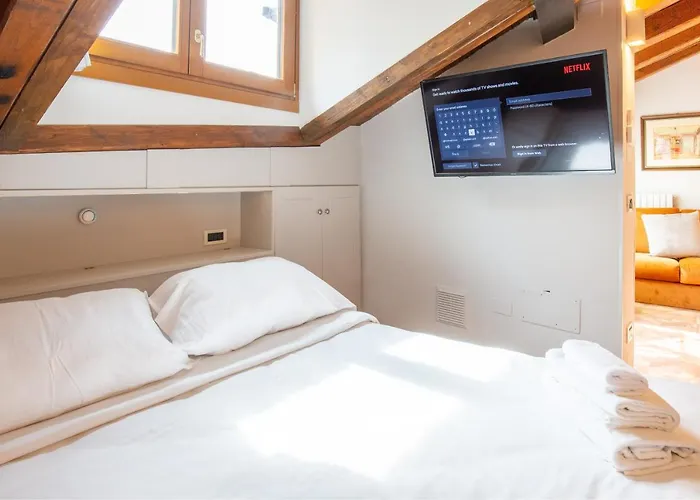 Bolognaroomscom - Falegnami Boutique Apartment